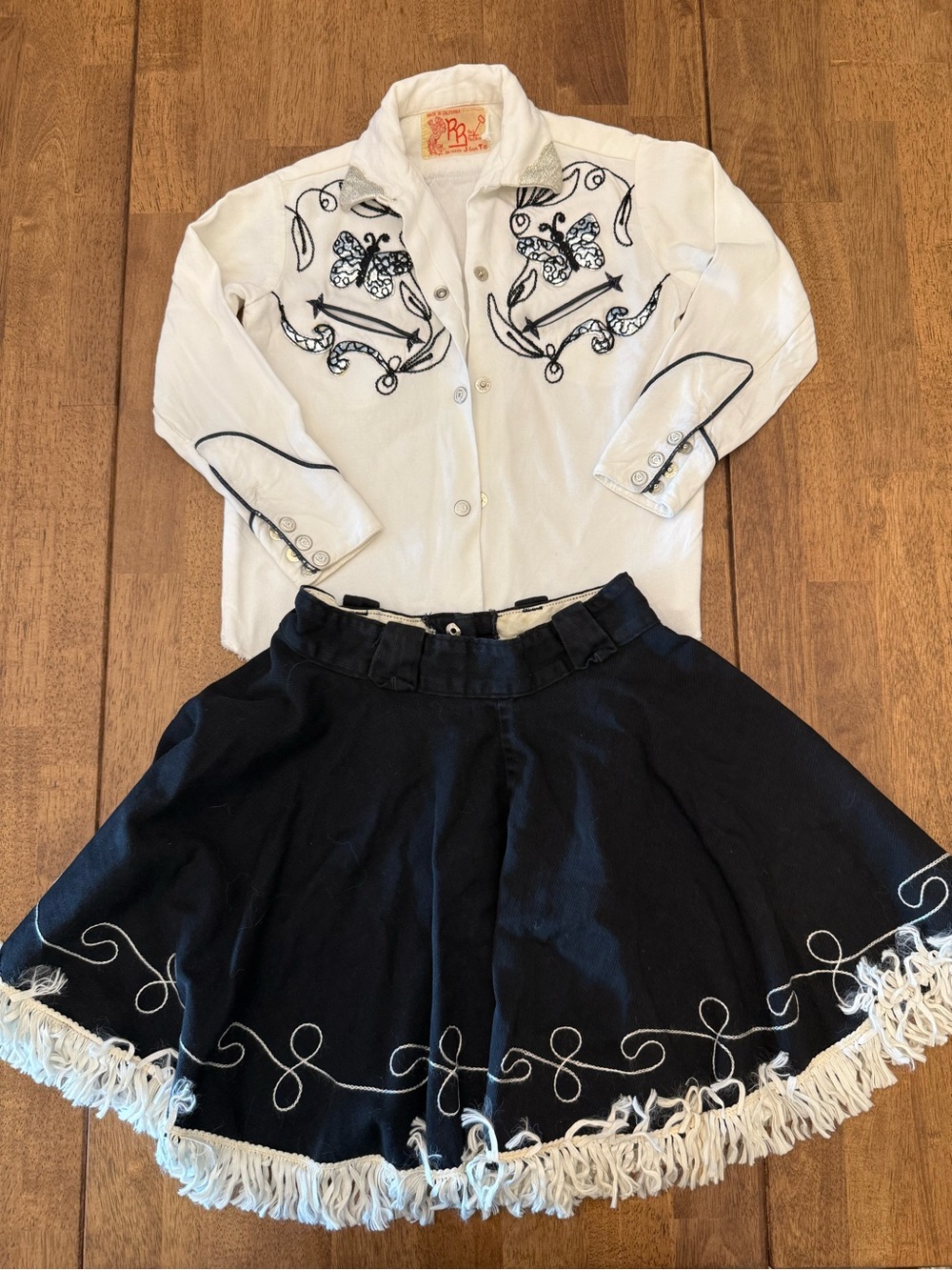 Vintage 1950s Roy Rogers White and Black Embroidered Western Kids Matching Set